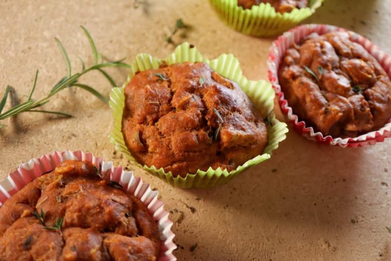 Herzhafte Pizza-Muffins - vegan | Don&amp;#39;t Waste Your Taste
