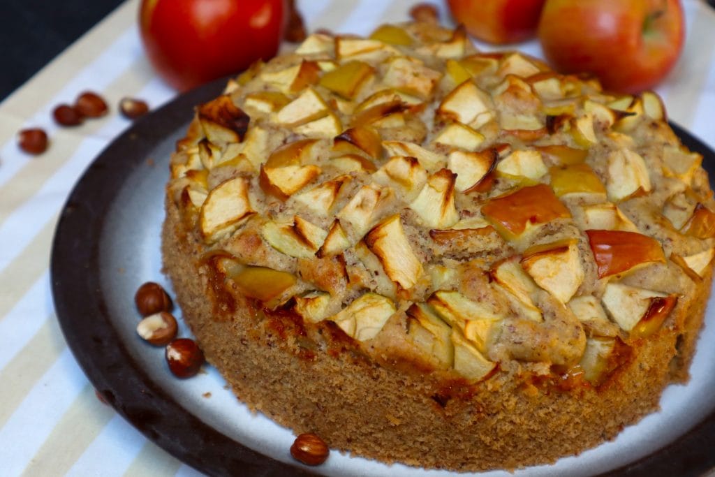 Apfel-Nuss-Blechkuchen ⎜ vegan und zuckerfrei | Don&amp;#39;t Waste Your Taste ...