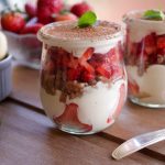 Vegan Strawberry and Rhubarb Dessert – sugar free